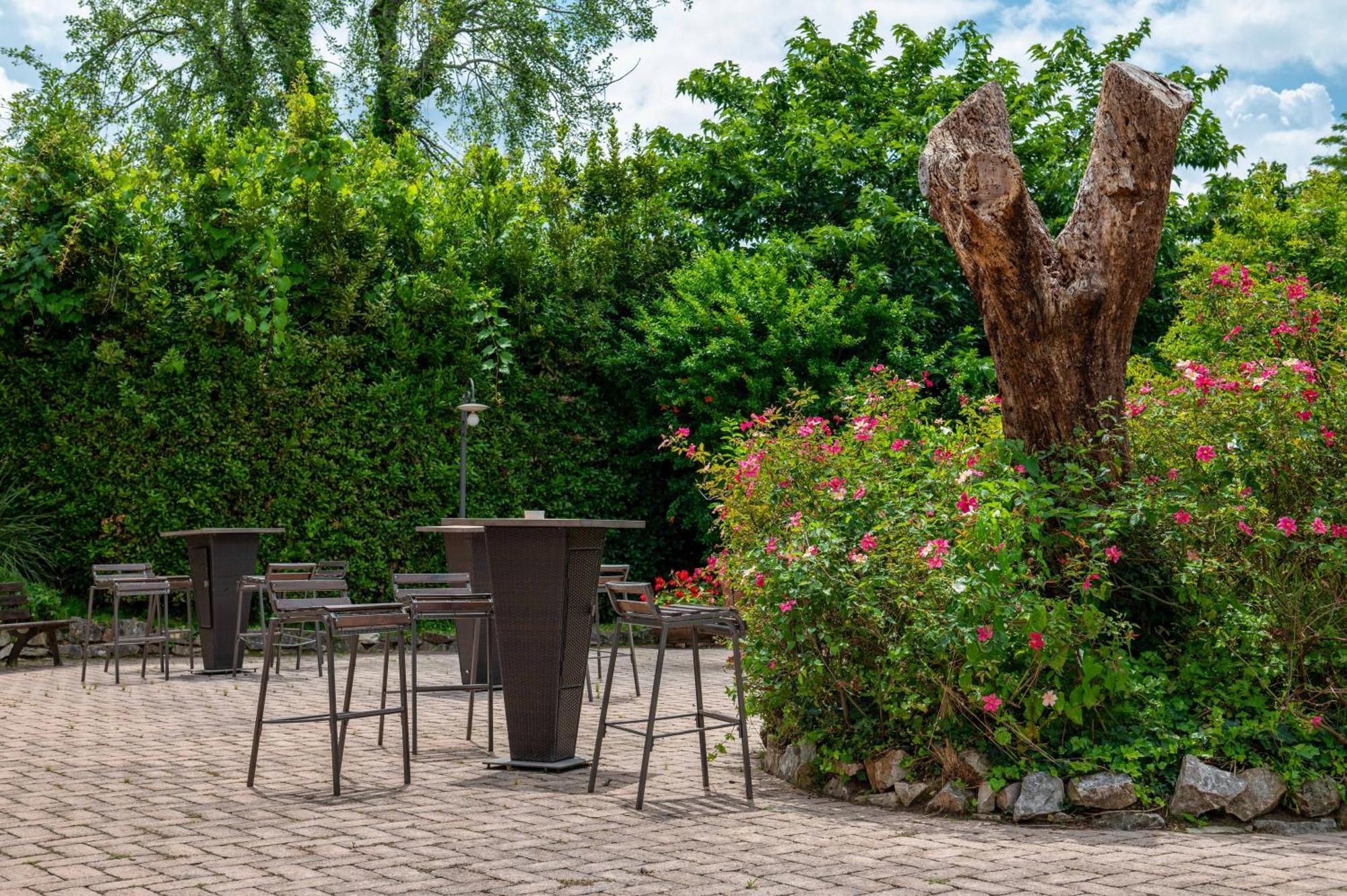 Corte Degli Dei Bed & Breakfast 2*