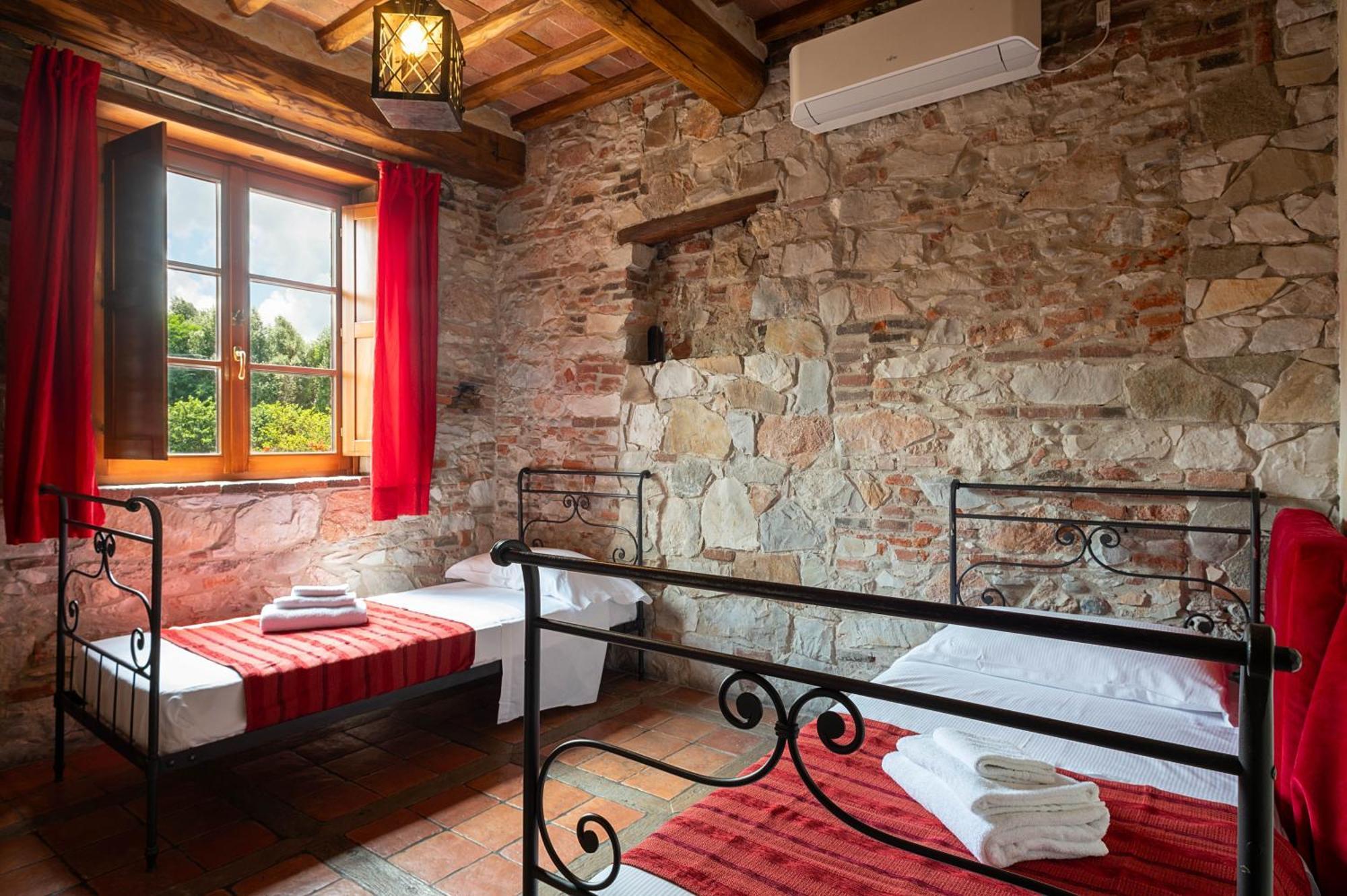 Bed & Breakfast Corte Degli Dei 2*