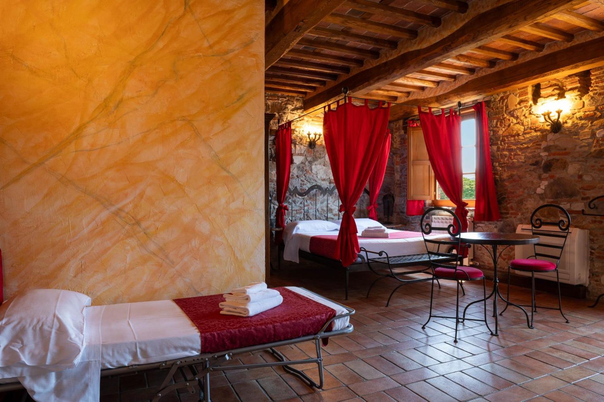 Bed & Breakfast Corte Degli Dei 2*